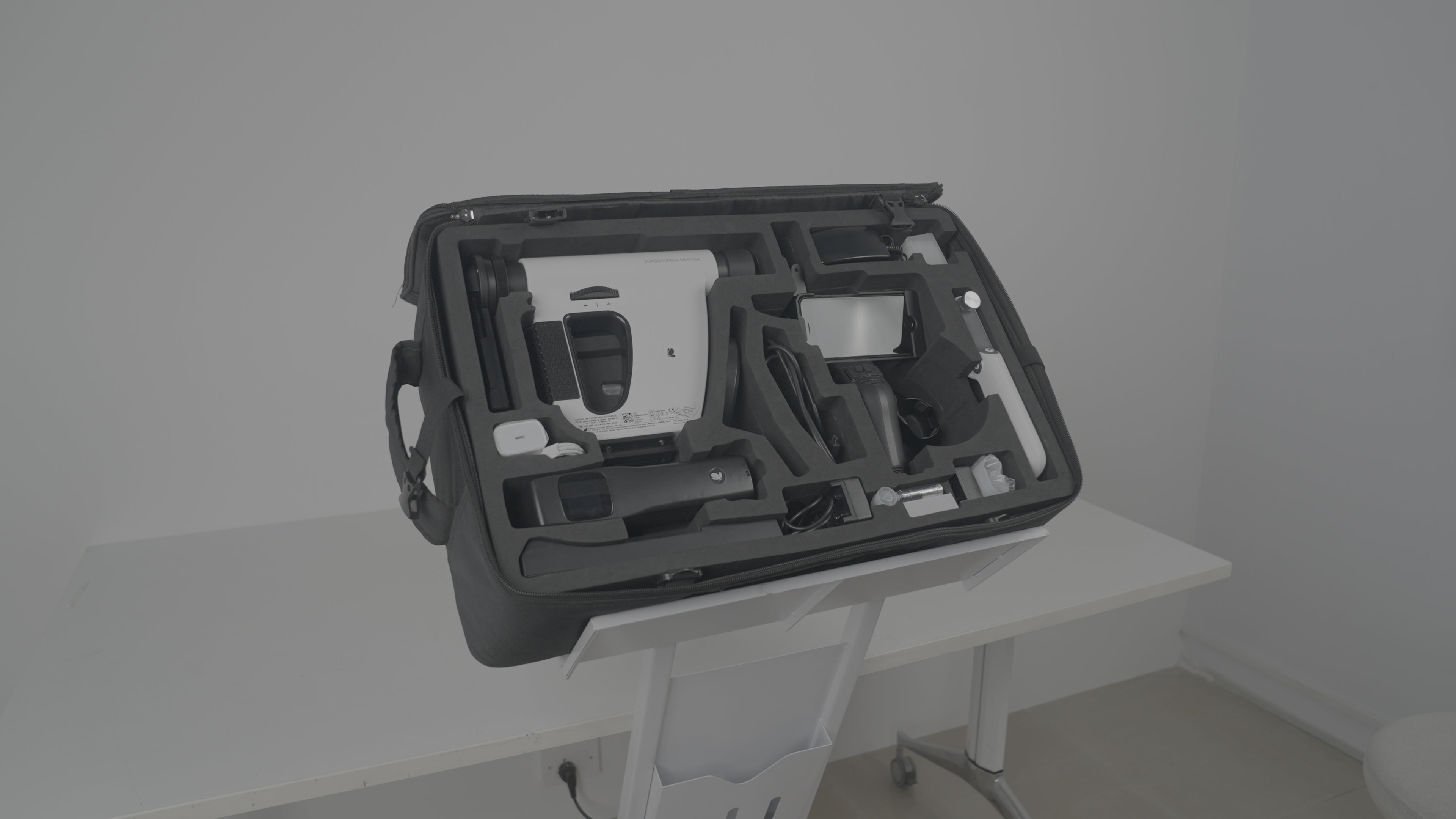 Remidio Insta Eye Clinic Kit – Comprehensive Eye Screening Bag